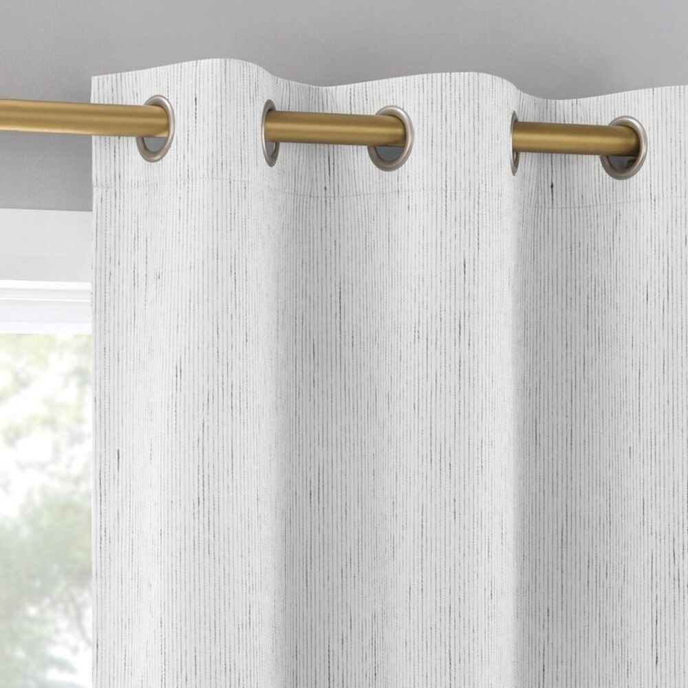 Sun Zero - 2pc 37"x96" Sun Zero Halleck Vertical Strie 100% B Pearl